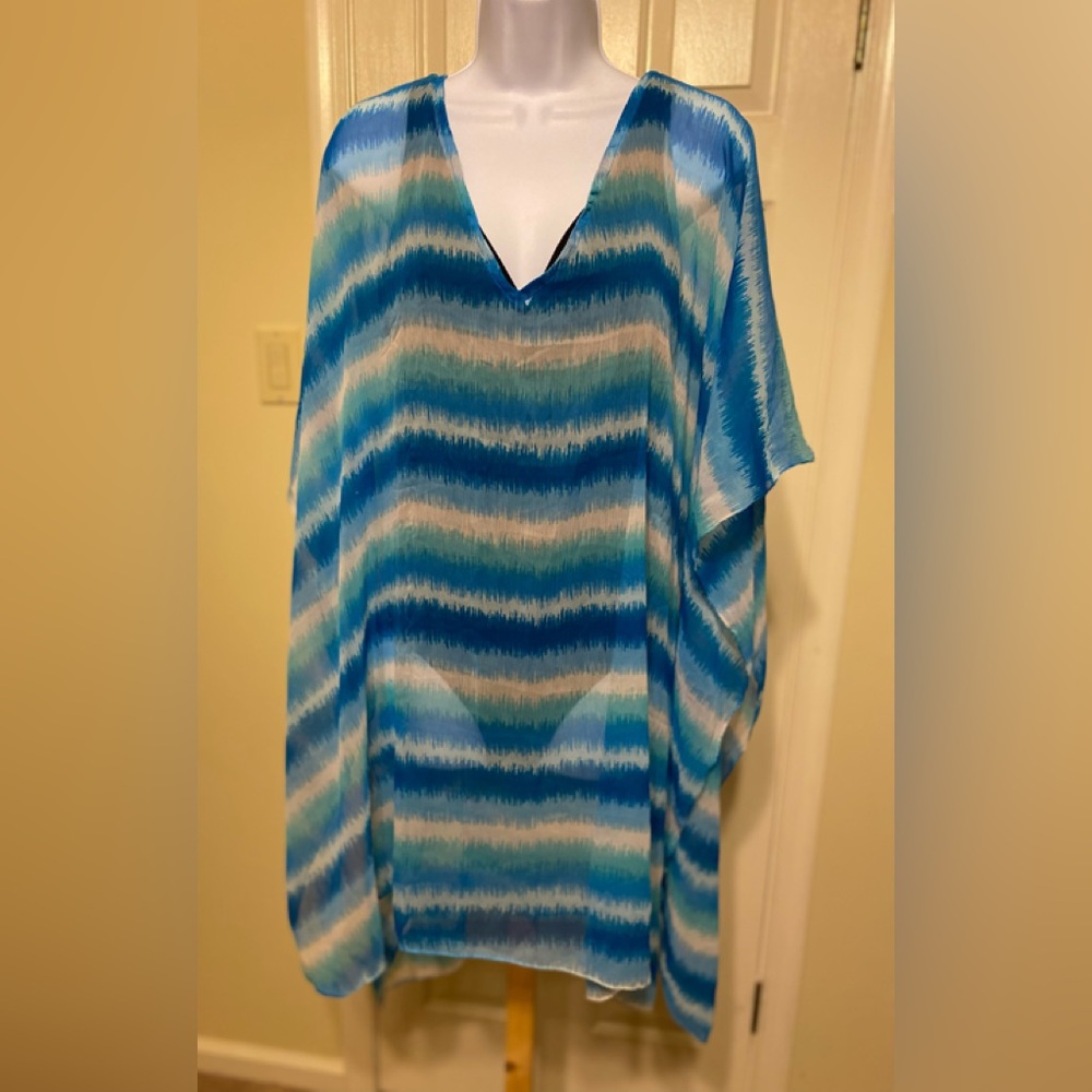 NWOT Blue and White Striped Beach Cover-Up, Size: 44”W x 35”L
